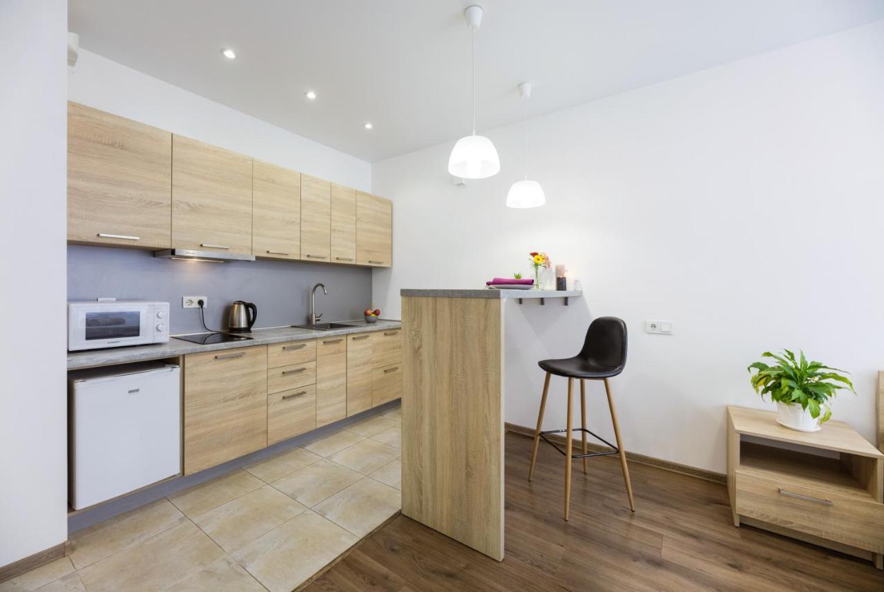 Nyvky Like Home - Studio - Apt 20 Kiev Exterior foto